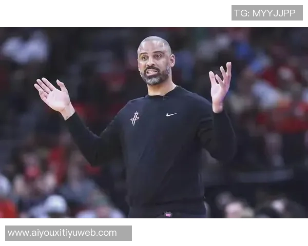 乌度卡强调球队需减少持球时间积极吸引防守创造更多空位机会