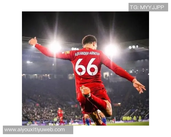 英格兰提前晋级名单公布贝林福登回归拉师傅入选阿诺德遗憾缺席